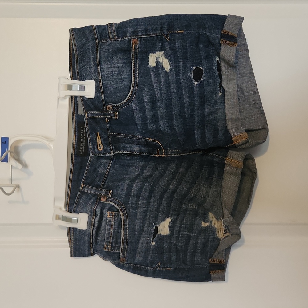 Womens jean shorts. Size 4.